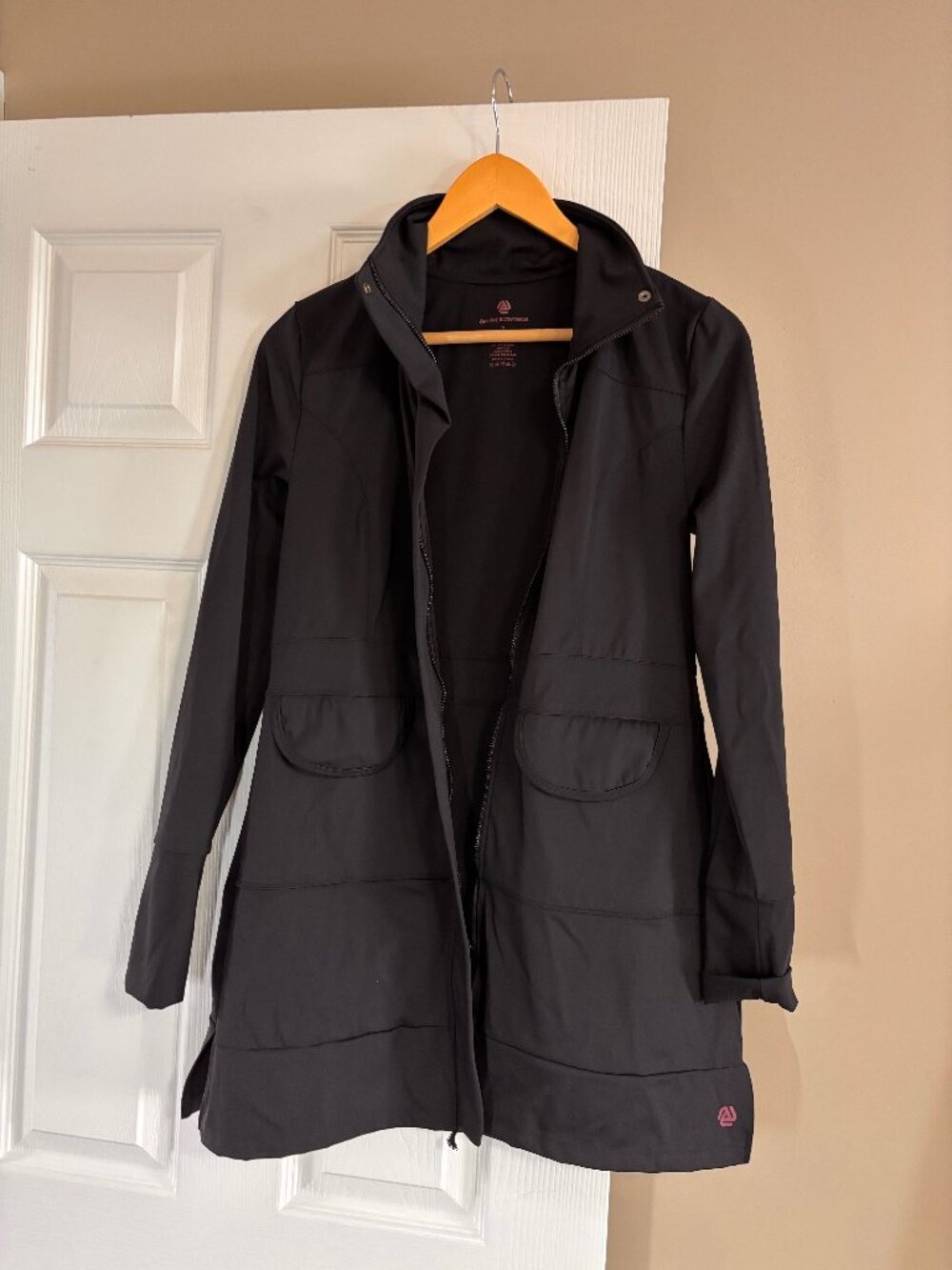 AnyAge Activewear Jacket Women’s Size Medium Black